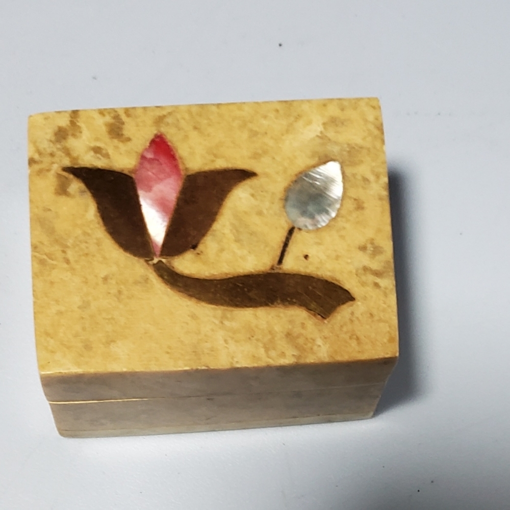 Box small stone decorative box